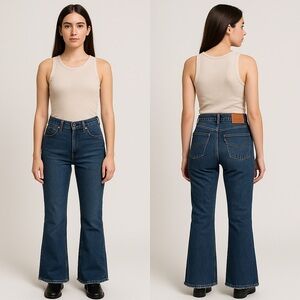 Levi’s 525 Y2K 2000s Medium Wash‎ Raw Hem Bootcut Jeans 30x30